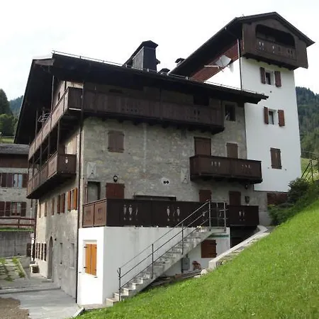Apartament Rigl *